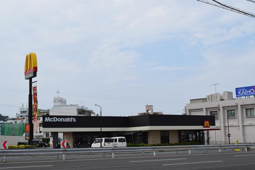 Rainbow Terrace Ginowan Apartment Exterior foto