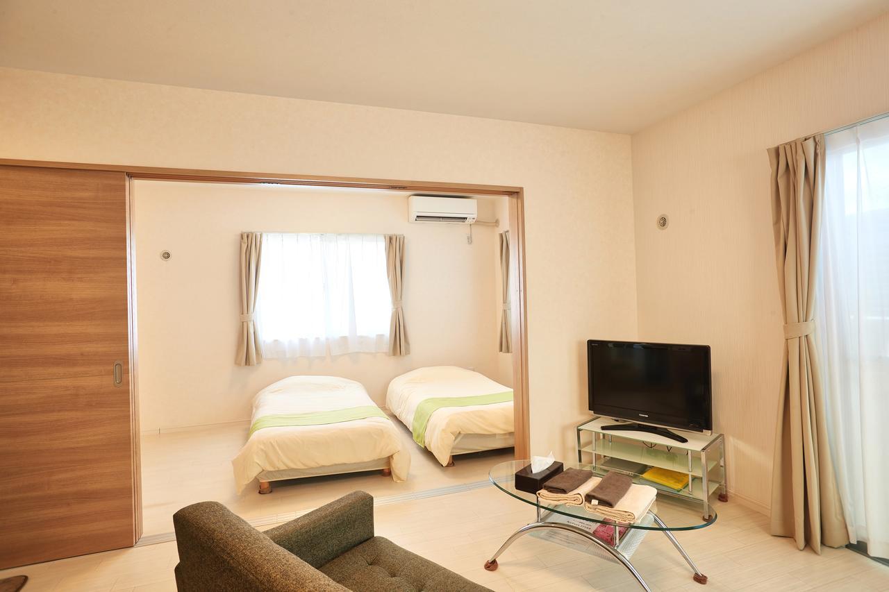 Rainbow Terrace Ginowan Apartment Exterior foto